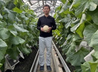クラウンメロン研究温室